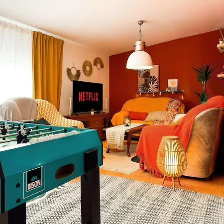 Roof Shelter With Balcony View Foosball بلغراد