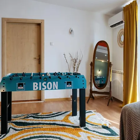 Apartman Roof Shelter With Balcony View Foosball