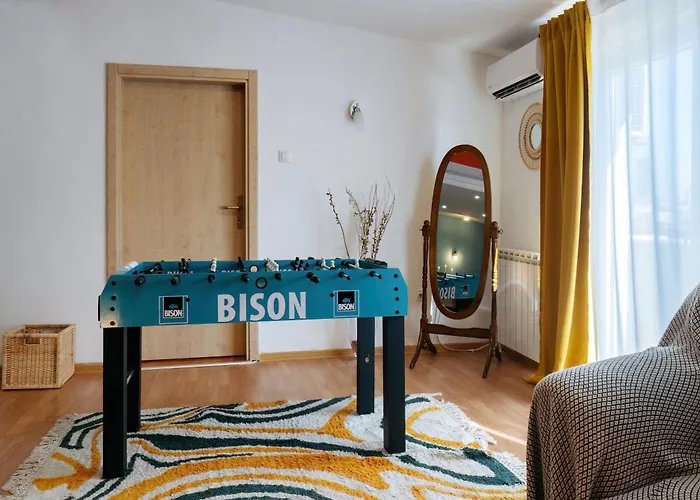 アパート Roof Shelter With Balcony View Foosball