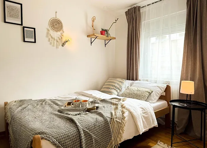 アパート Roof Shelter With Balcony View Foosball *